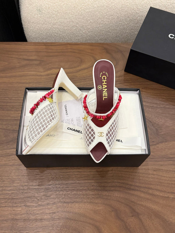 CC 26 Coco Beach Mules 80mm White in Mesh 757987