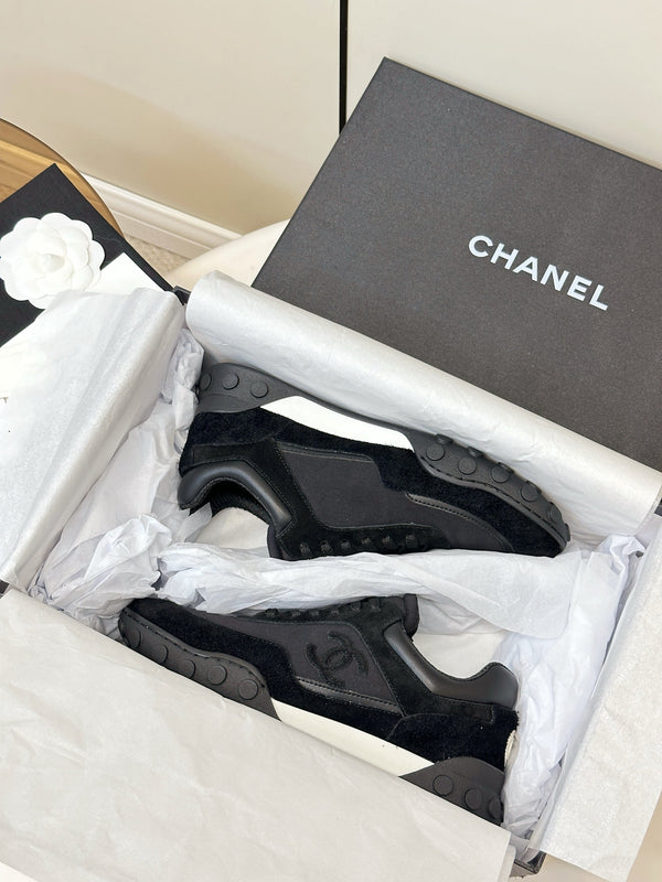 CC 26S Baseball Shoes Black in Suede and cotton Panels 771238