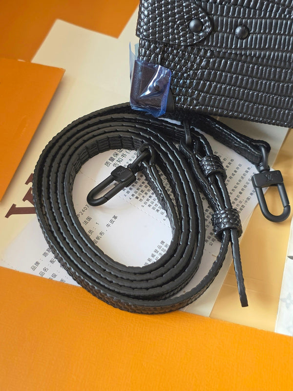 LV Petite Malle Bag 20cm Black in Lizard-pattern Cowhide 287740