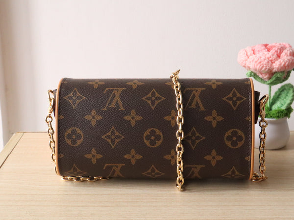 LV Pochette Camille Bag 20.5cm Brown in Monogram Canvas 248029
