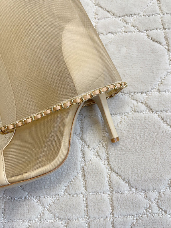 CC 26 Boots High-Heeled 95mm with Chain Beige in Mesh 808104