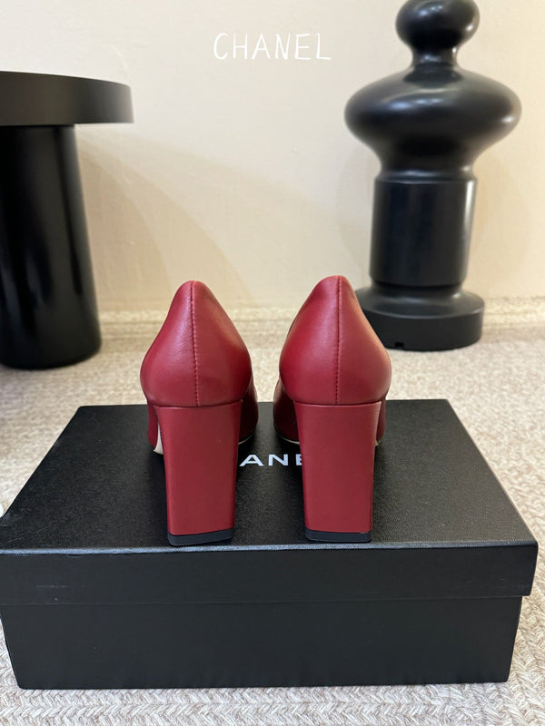 CC 26ss Logo Square-Toe Pumps Burgundy Lambskin 835688