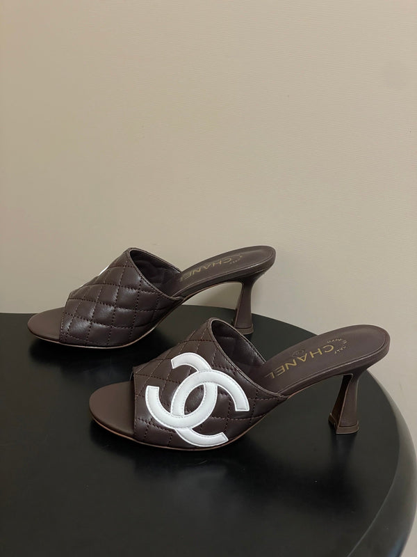 CC 26A Logo Quilted Heeled Sandals 8cm Dark Brown White Lambskin 834709