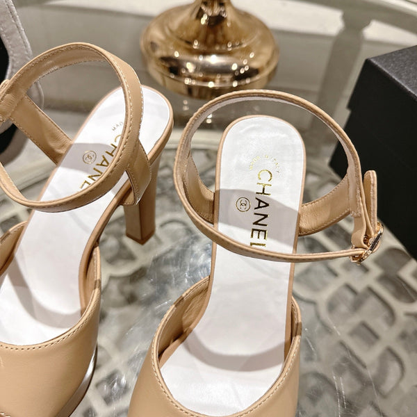 CC 2026 Platform Sandals 11cm Begie Sheepskin 834298