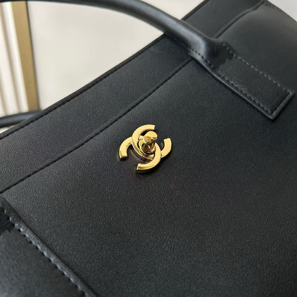 CC Handle Shopping Tote 39cm Black Calfskin