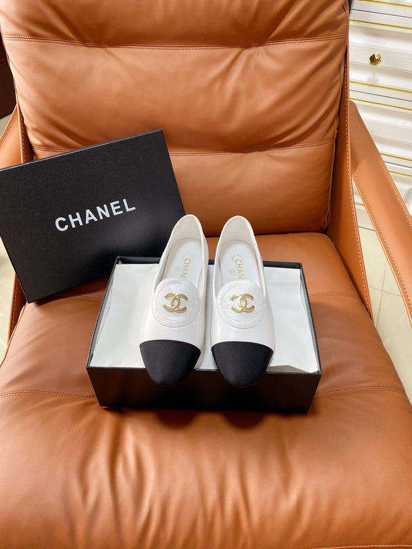CC 26P Double C Loafers White Black Lambskin & Grosgrain 857976