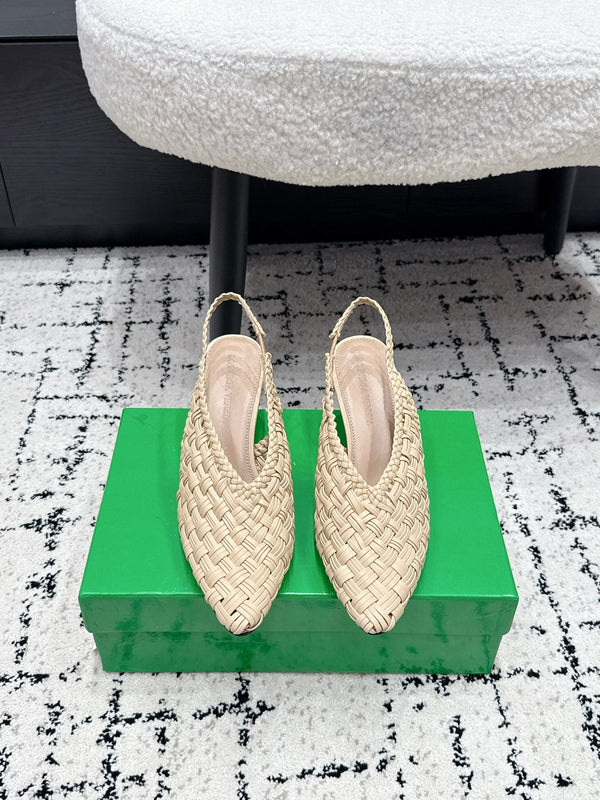 BV 26ss Intrecciato Slingback Heels 5.5cm Begie Woven Leather 858419