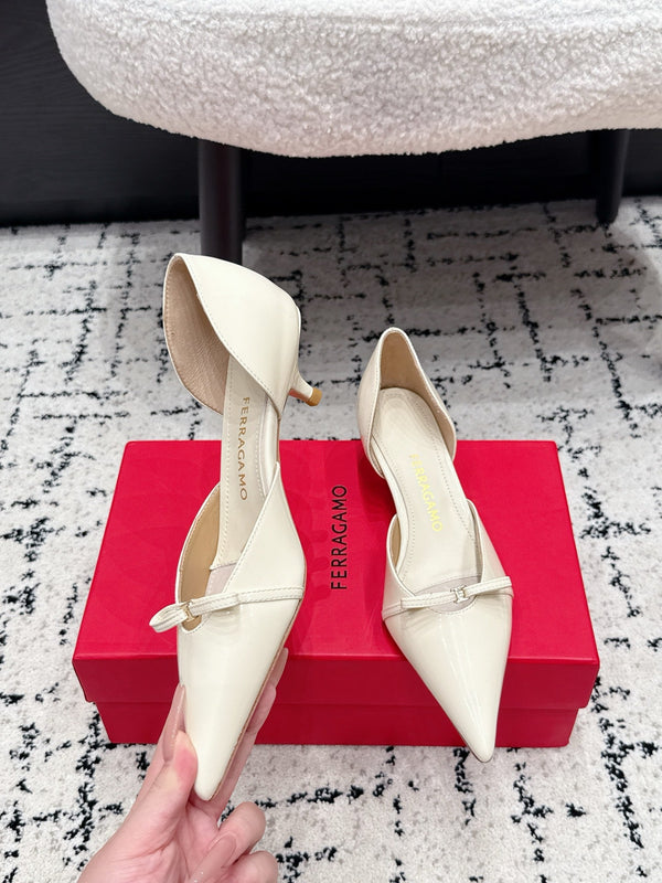 FG Gyoia Bow Pointed Toe Pumps 3.5cm White Patent Leather 848408