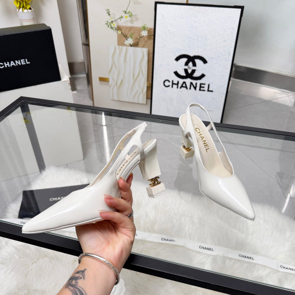 CC Pointed Toe Slingback Pumps 9cm White Patent Cowhide 872871