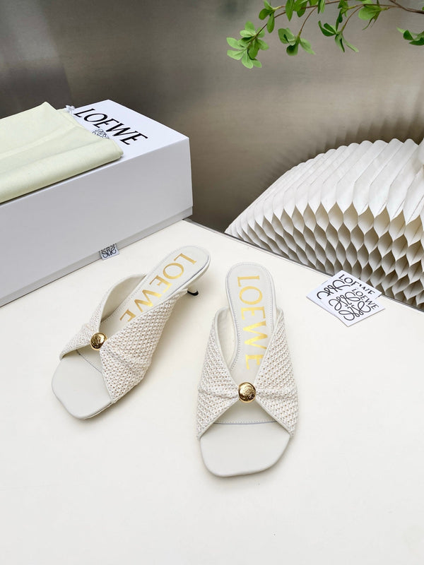Loew Pebble Soft Sandals White Lambskin Leather 881364