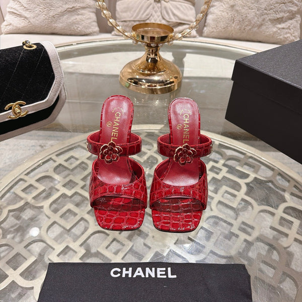 CC 26A Camellia Double C Square Toe Mules 10cm Red Stone-Grain Cowhide 890675