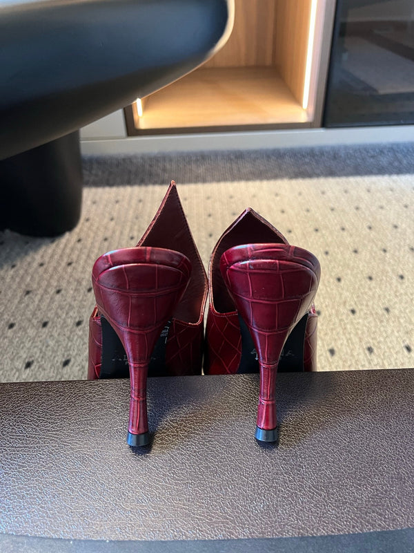 Alaia Croc-Embossed Pointed Toe Mules 10cm Red Cowhide