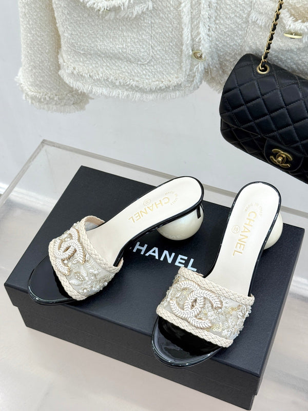 CC Pearl Heel Beaded Embroidered Mules White Lambskin 904679