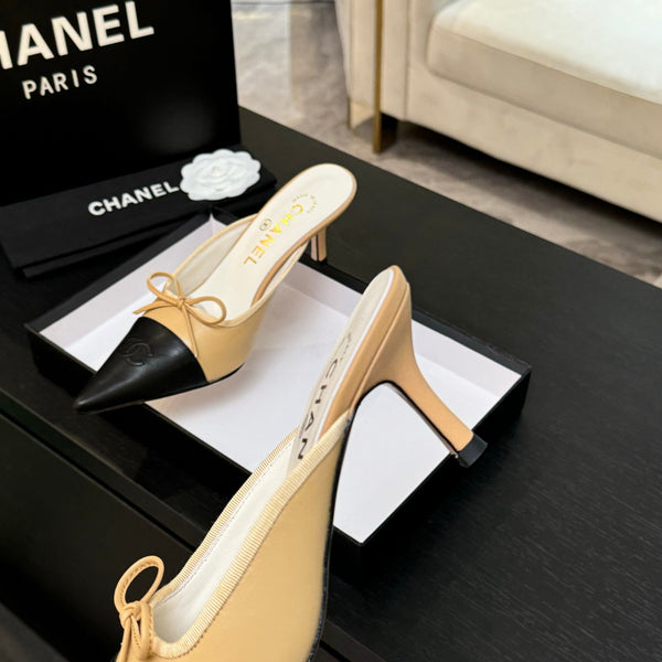 CC Bow Pointed Toe Mules Black Beige Leather 912938