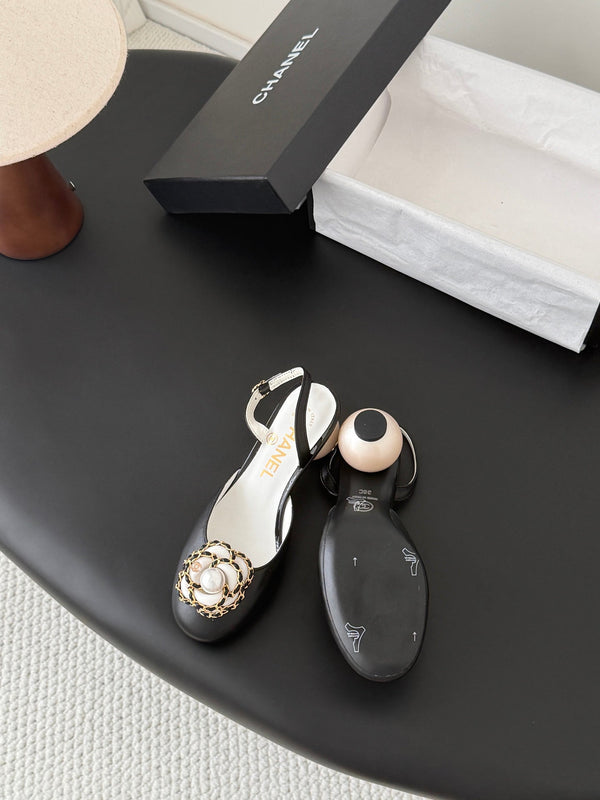 CC Pearl Heel Camellia Slingback Sandals Black Leather 915120