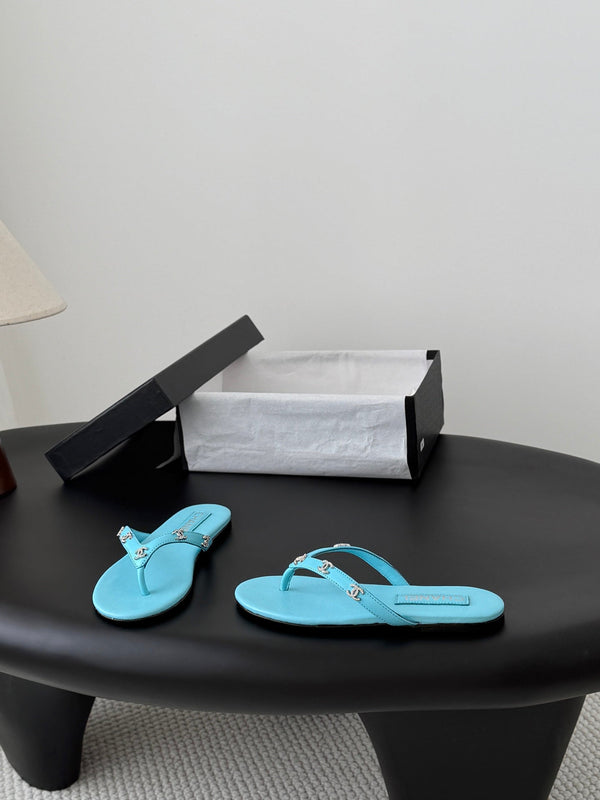 CC Crystal Logo Thong Sandals Blue Leather 915114
