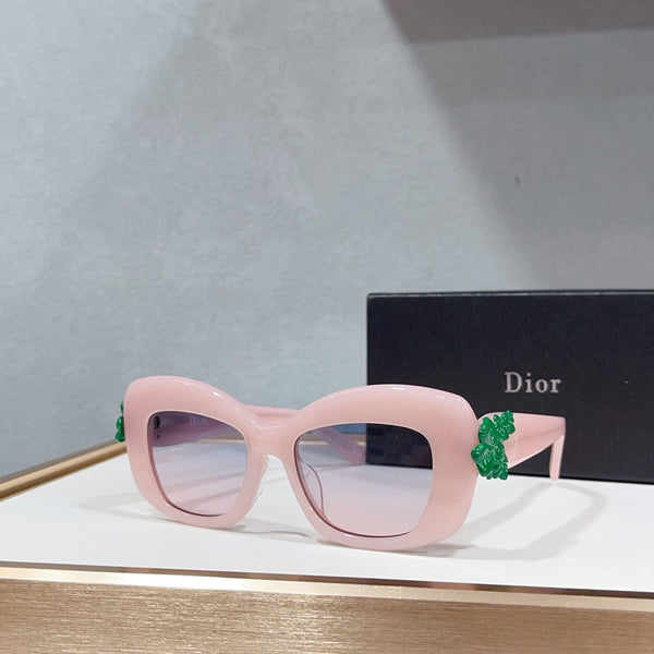 CD Sunglasses 107