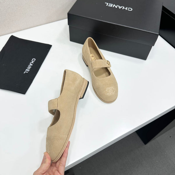 CC Mary Jane Flats Beige Suede 925647