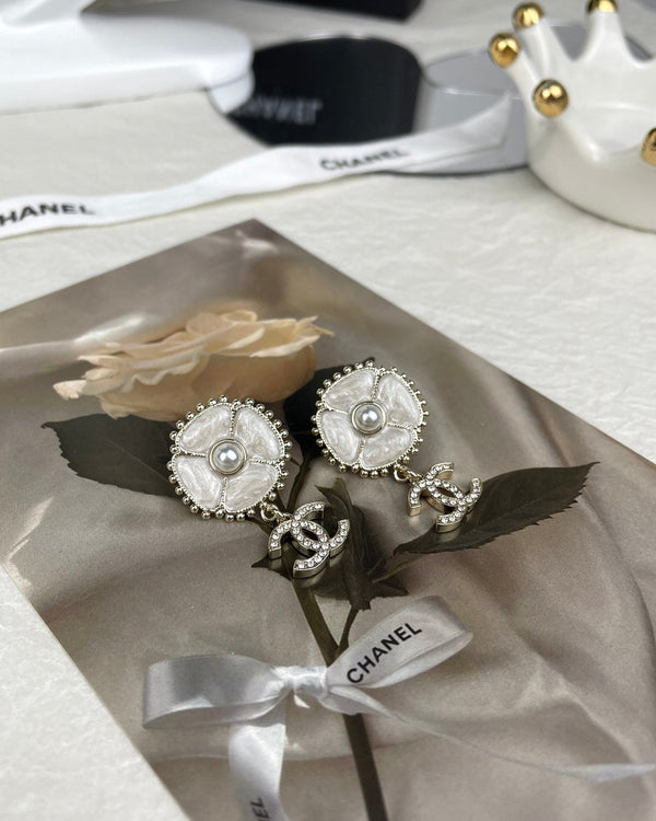 CC Earrings 284874