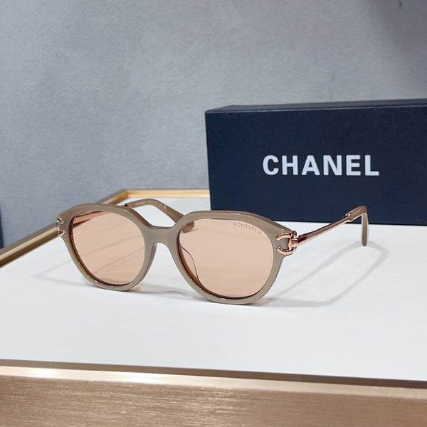 CC Sunglasses 71
