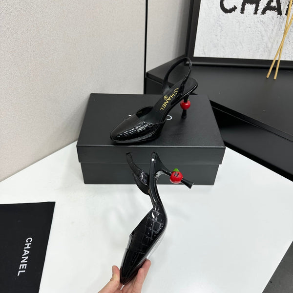 CC Métiers d'Art Apple Heel Slingback Pumps Black Croc-Embossed Patent Leather 944649