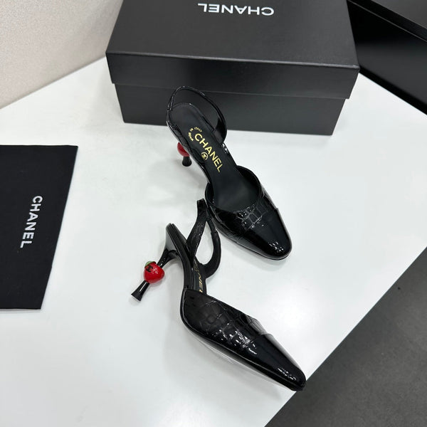 CC Métiers d'Art Apple Heel Slingback Pumps Black Croc-Embossed Patent Leather 944649