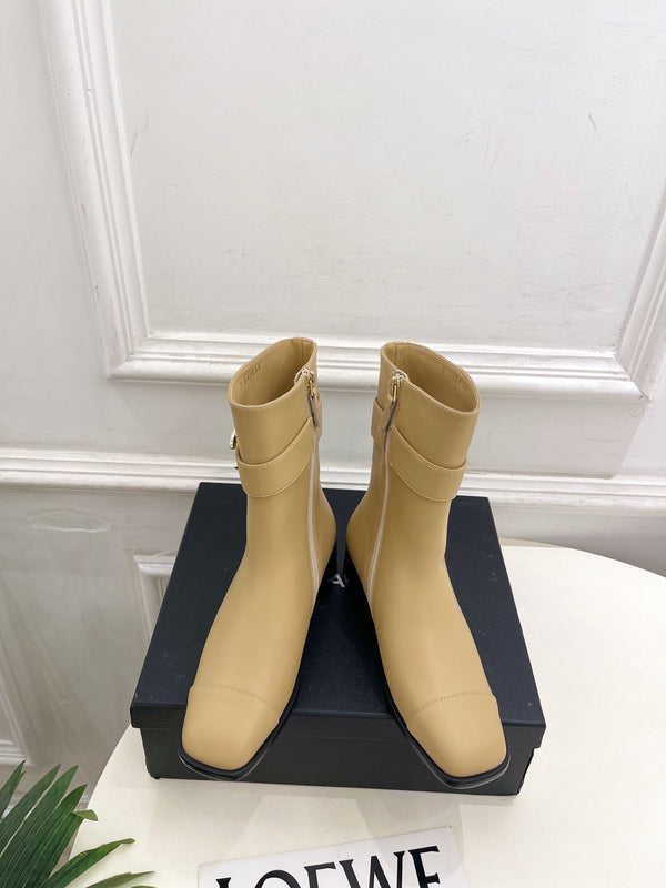 CC Double C Ankle Boots 3.5CM Beige Leather 946901