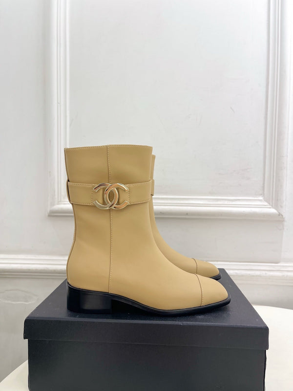 CC Double C Ankle Boots 3.5CM Beige Leather 946901