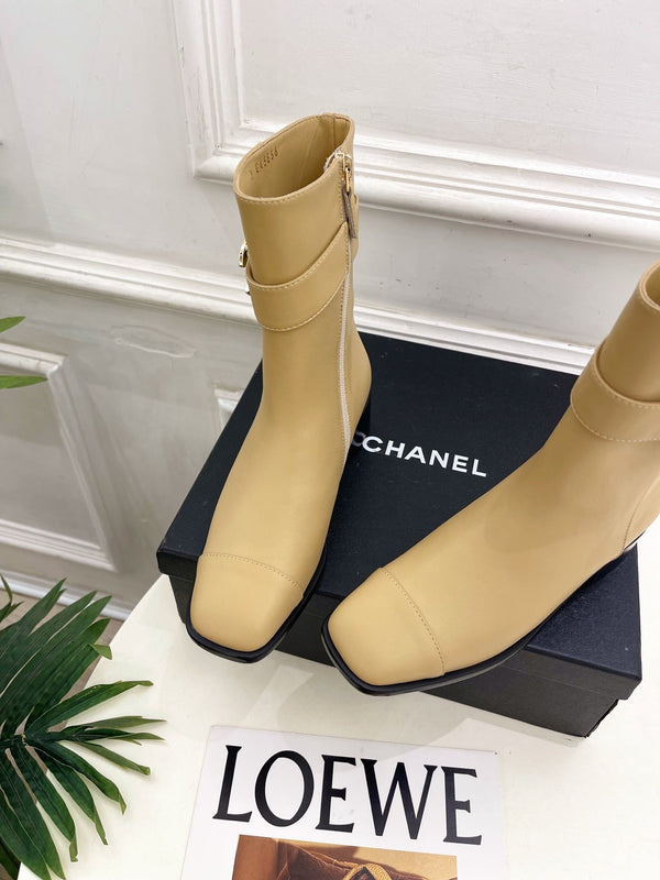 CC Double C Ankle Boots 3.5CM Beige Leather 946901