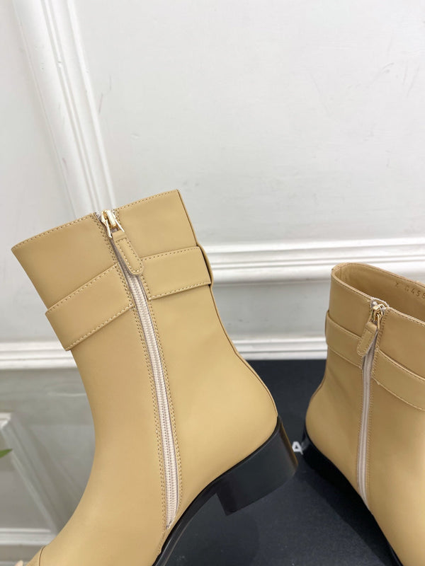 CC Double C Ankle Boots 3.5CM Beige Leather 946901