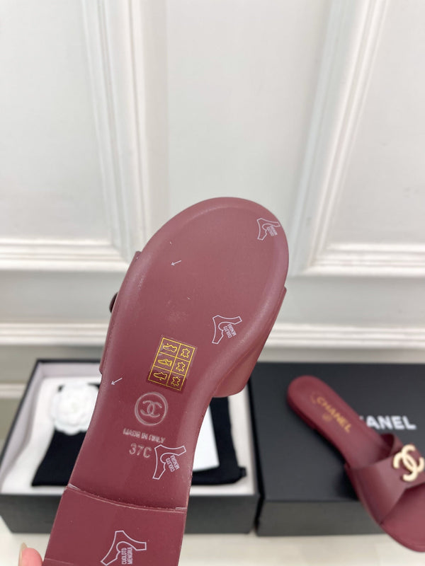 CC 26ss Pre-Collection Double C Slide Sandals Burgundy Leather 946871