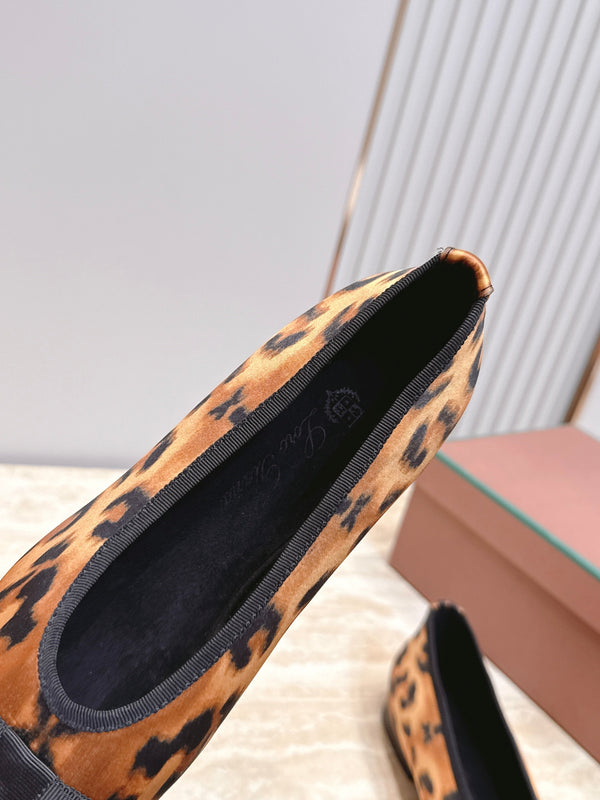 LP Bow Ballet Flats Leopard Print Satin 954495