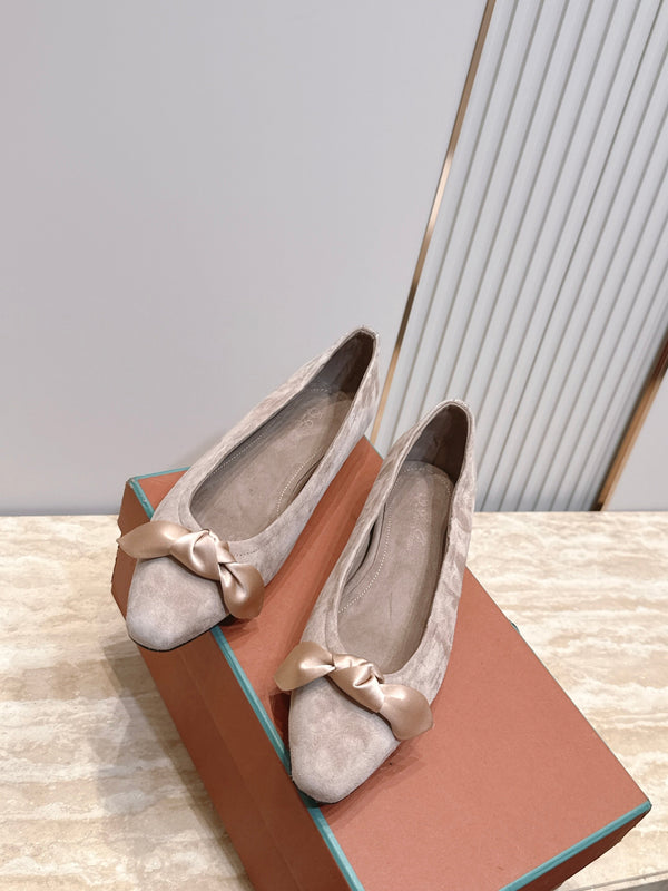 LP Primula Pointed-Toe Ballet Flats Silk Bow Beige Suede 954475