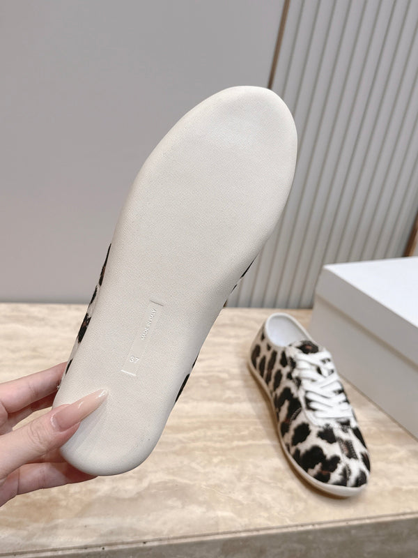 TR Leopard Print Low-Top Sneakers Cream Horsehair 954421