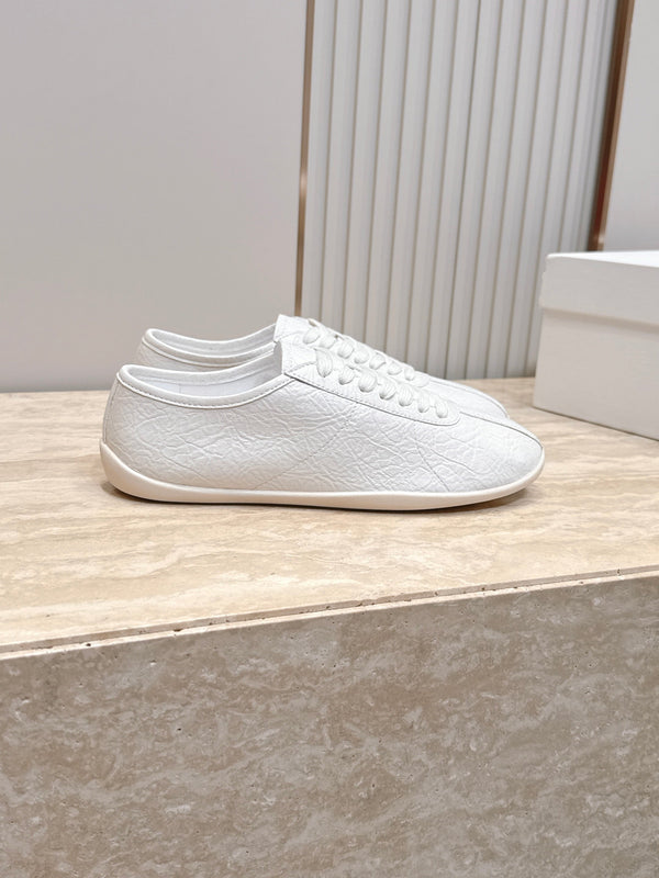 TR Low-Top Sneakers White Textured Leather 954419