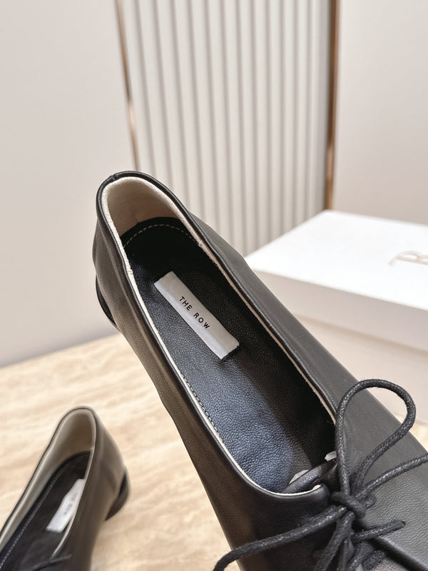 TR Lace-Up Ballet Flats Square Toe Black Leather 954412