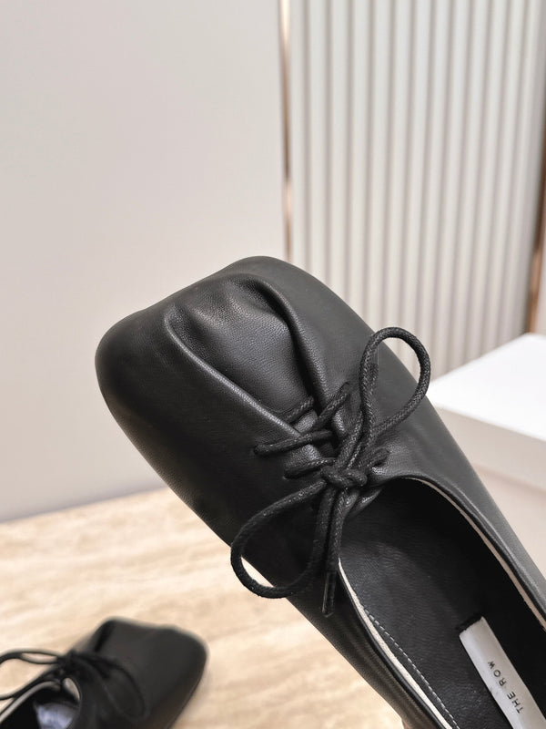 TR Lace-Up Ballet Flats Square Toe Black Leather 954412