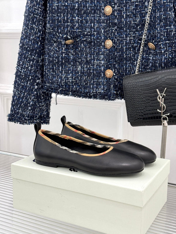 Burberry Robin Ballet Flats Black Leather 956167