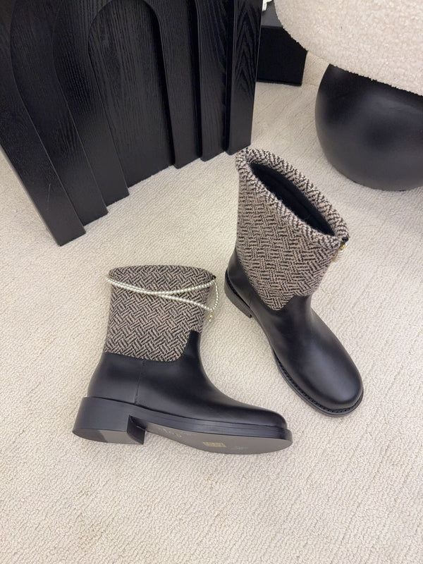 CC Mid-Calf Boots 4CM Pearl Chain Gold Charm Black Tweed Leather 961501