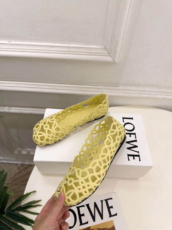 LW Petal Anagram Ballet Flats Pale Yellow Leather 111596