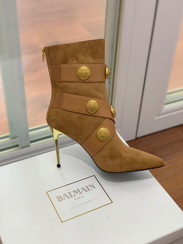 BM 26S Alma Ankle Boots 9.5cm Medallion Buttons Tan Suede Leather 111360
