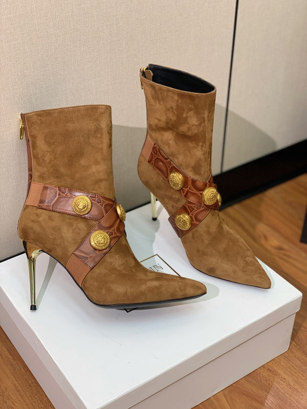 BM 26S Pointed-Toe Boots 10.5cm Gold Logo Buttons Tan Suede & Embossed Leather 111355