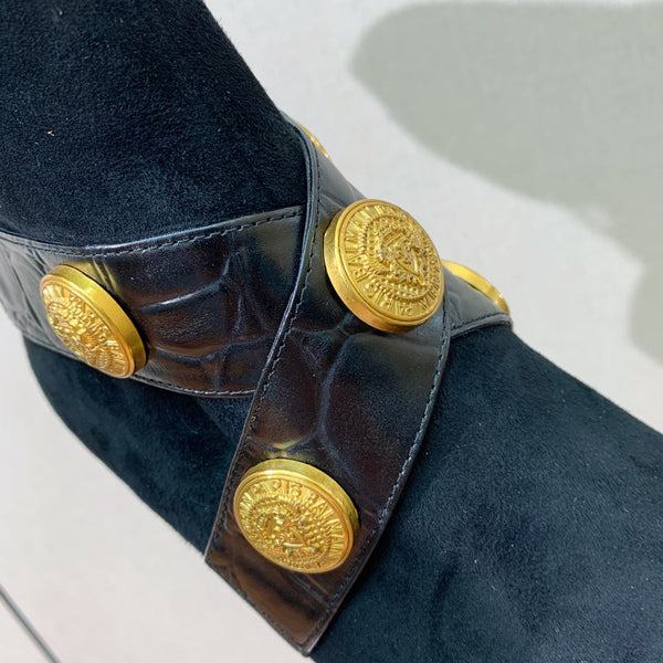 BM 26S Pointed-Toe Boots 10.5cm Gold Logo Buttons Black Suede & Embossed Leather 111354