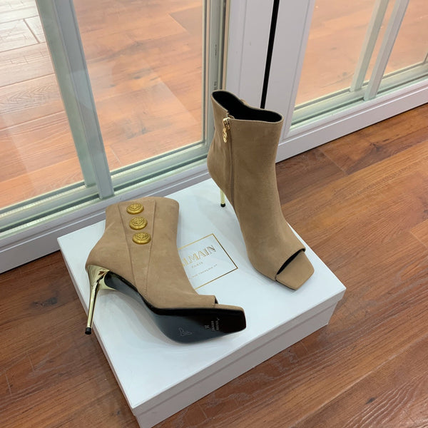 BM 26S Open-Toe Ankle Boots 9.5cm Gold Buttons Stiletto Khaki Suede 111325