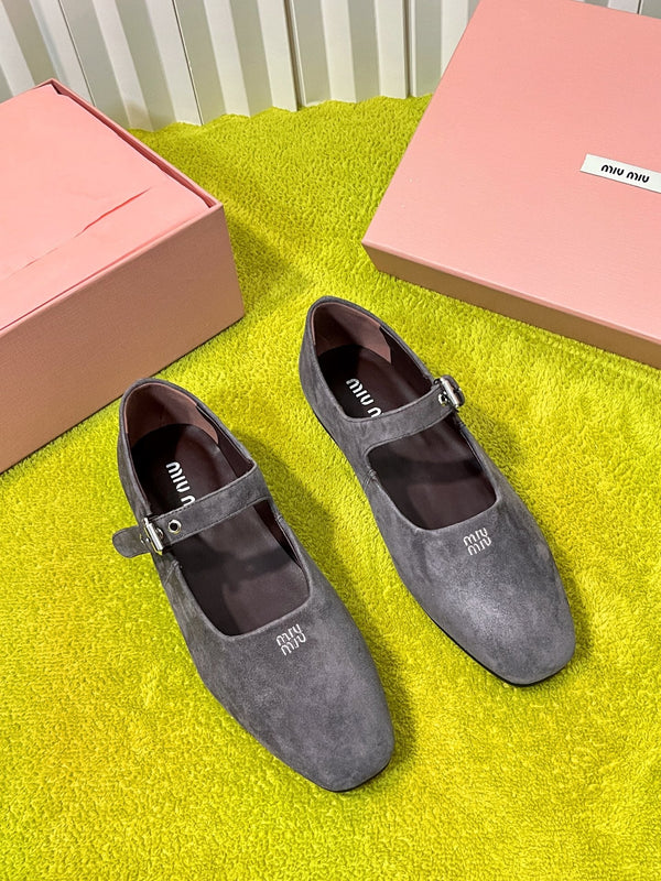 Miu 26S Mary Jane Flats Buckled Strap Logo Grey Suede 137201