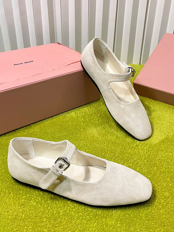 Miu 26S Mary Jane Flats Buckled Strap Logo Cream Suede 137199