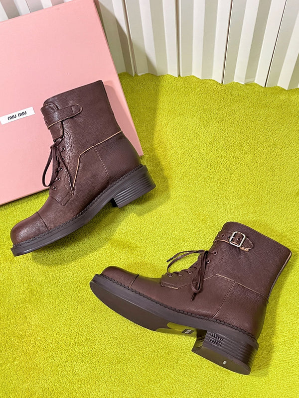 Miu 26S Mid-Calf Lace-Up Boots 4CM Triple Buckle Brown Pebbled Leather 137189
