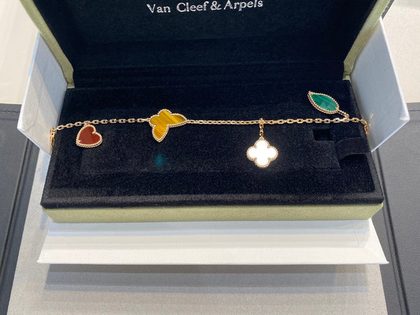 VCA Lucky Vintage 4 Motifs Gold Bracelet