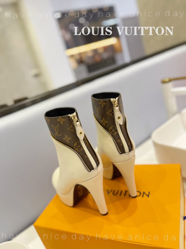 LV Afterglow Boot 10.5 Cream Cowhide Monogram Canvas