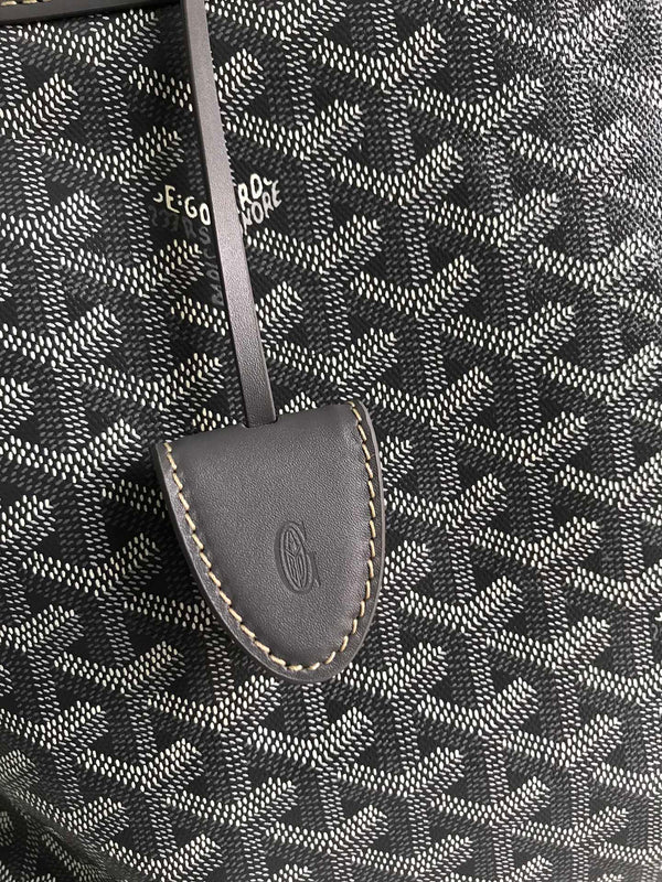 BELLECHASSE BIAUDE PM BAG 36 IN GRAY GOYARDINE CANVAS AND CALFSKIN TRIM